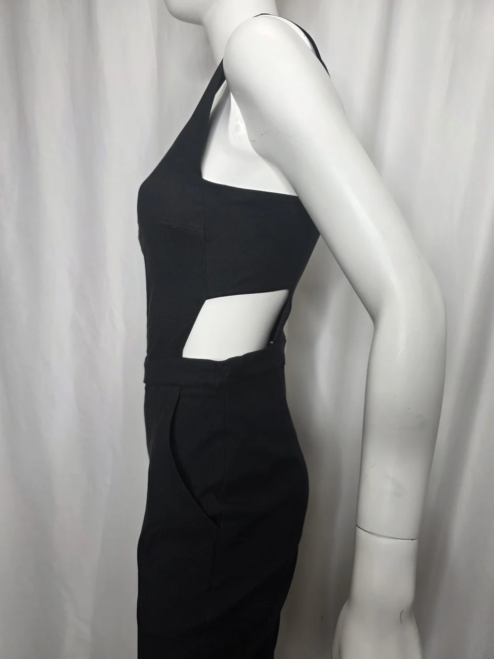 NASTY GAL Black Sleeveless Jumpsuit - Picture 4 of 11